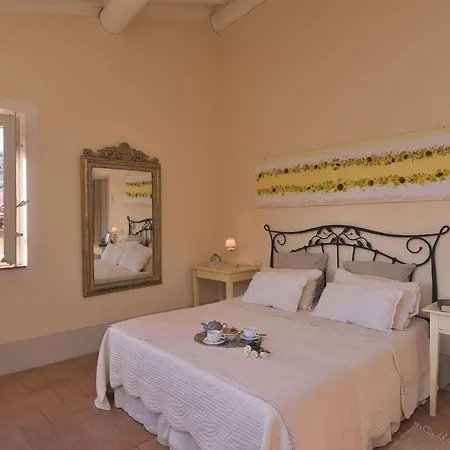 Mareli Villa *