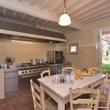 Mareli Villa